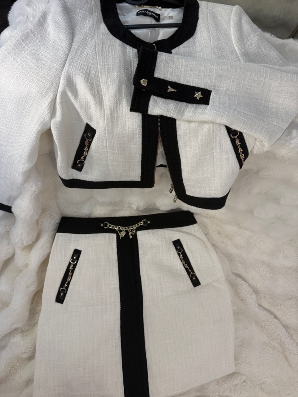 Elegant Black and White Women's Jacket Karl Lagerfeld size 10 jacket and skirt.